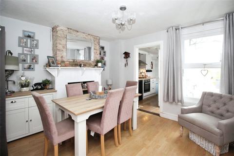 Church Hill, Dover CT15 2 bed terraced house for sale