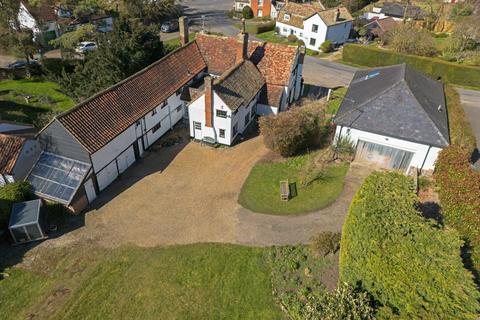 Bartlow Road, Cambridge CB21 5 bed detached house for sale