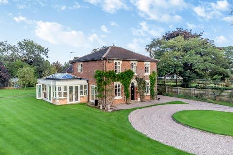 Balaams Lane, Hilderstone, Stone 6 bed detached house for sale