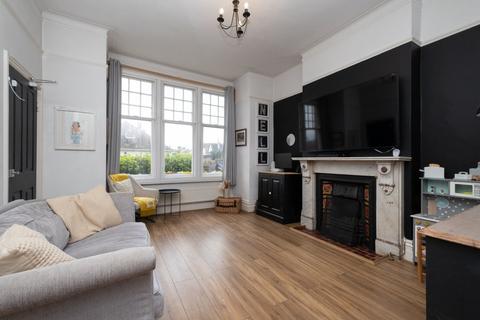 Mickleburgh Hill, Herne Bay, CT6 2 bed ground floor flat for sale