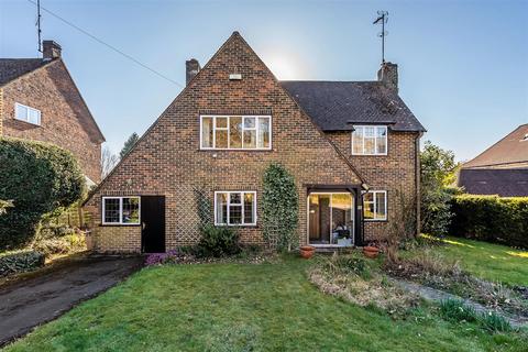 Oast Road, Oxted 3 bed detached house for sale