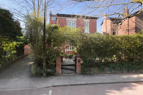 Doveston Road, Sale 5 bed detached house for sale