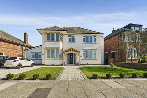 Princes Way,  Fleetwood, FY7 4 bed detached house for sale