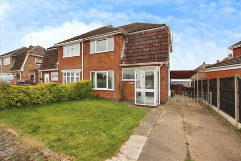 Rowan Road, Waddington, Lincoln 3 bed semi