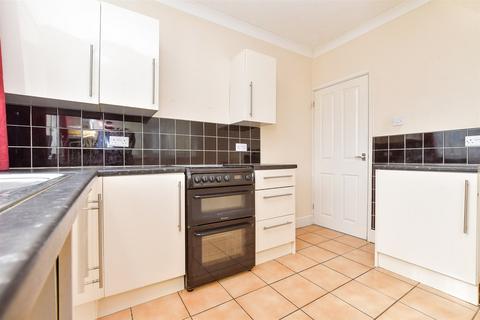 Cyprus Road, Portsmouth PO2 2 bed terraced house for sale