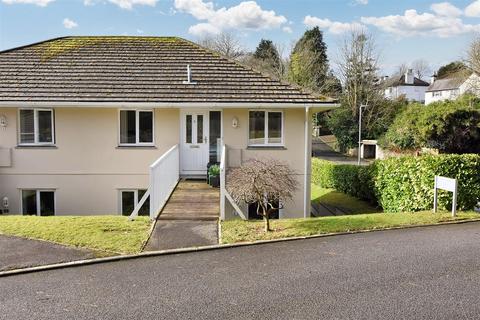 Trevithick Road, Truro 2 bed flat for sale