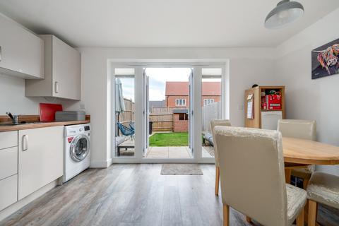 Stunning Presentation on Boyd Road... 2 bed end of terrace house for sale