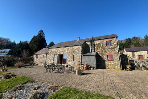 Porthyrhyd, Llanwrda, SA19 3 bed property with land for sale