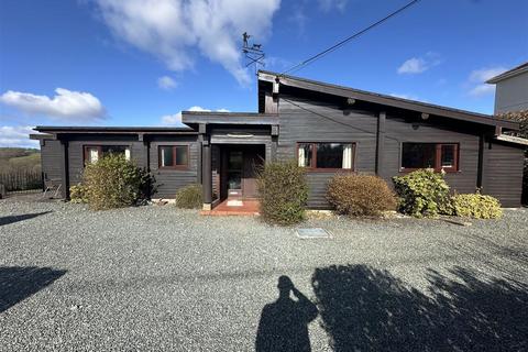 Maesycrugiau, Ceredigion 4 bed property with land for sale