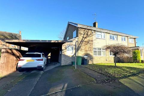 Pine Ridge Avenue, Sedgefield, TS21 3EF 3 bed semi