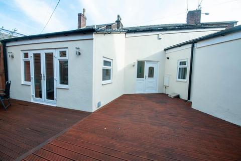 Hampson Street, Manchester M26 3 bed semi