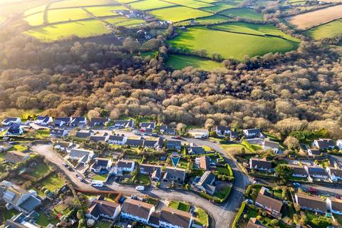 Gwealhellis Warren, Helston TR13 4 bed detached house for sale