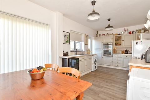 Albany Road, Rochester ME1 4 bed detached house for sale
