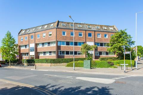 Station Road, Herne Bay, CT6 3 bed maisonette for sale