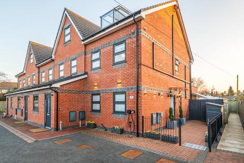 Alexandra Mews, Handbridge, Chester 3 bed end of terrace house for sale