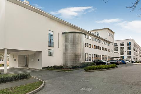 Griffin Place, Welwyn Garden City... 2 bed flat for sale