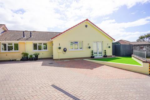 Bay View Road, Northam, Bideford 2 bed semi