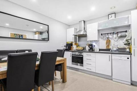 Waterside, Lancaster 2 bed flat for sale