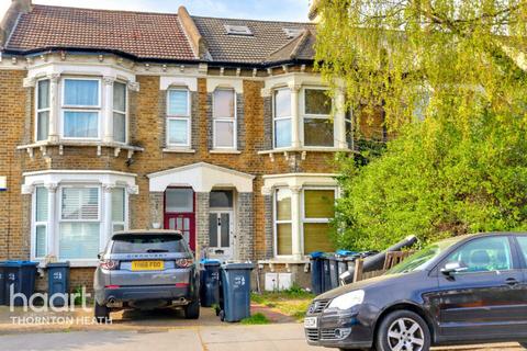 Beulah Road, Thornton Heath 3 bed maisonette for sale
