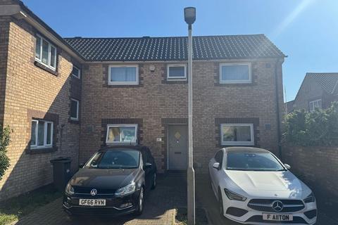 Loxwood Close, Feltham, TW14 2 bed semi