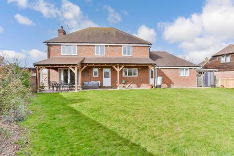 School Lane, Iwade, Sittingbourne, Kent 6 bed detached house for sale