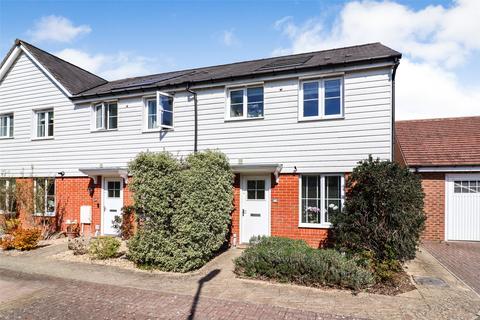 Kukri Gardens, Fleet GU52 3 bed end of terrace house for sale