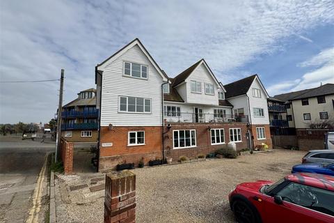 Belvedere Road, Burnham