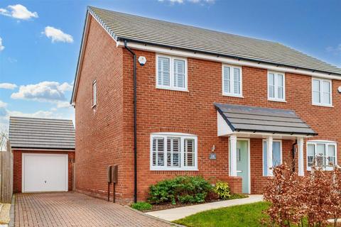 The Martingales, Stratford