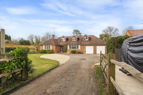 Plaistow Road, Billingshurst RH14 4 bed detached house for sale