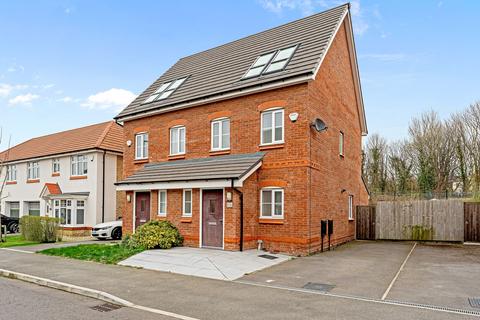 Red Pier Crescent, Runcorn WA7 3 bed semi