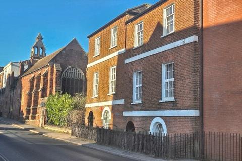 1 bedroom ground floor flat for sale