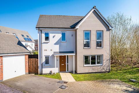 Spruce Drive, Ravenstone, LE67 4 bed detached house for sale