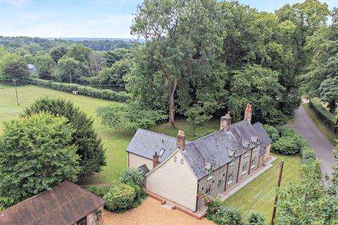 Tangley, Andover, Hampshire 4 bed detached house for sale
