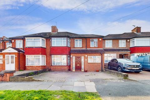 Wetheral Drive, Stanmore, HA7 4 bed semi