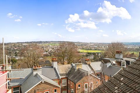 Compton Road, Brighton, BN1 2 bed maisonette for sale