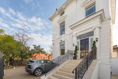 Acacia Road, London, NW8 6 bed detached house for sale