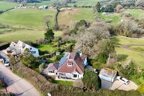 Paignton TQ3 5 bed detached house for sale