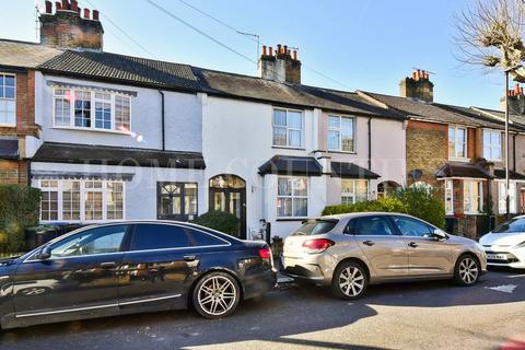 Landseer Road, Enfield, EN1 2 bed terraced house for sale