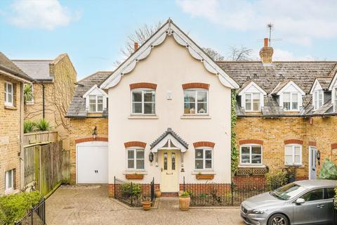Angel Mews, London SW15 4 bed house for sale