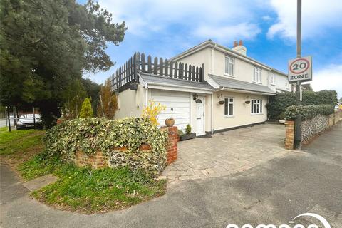 Westborough Road, Maidenhead, Berkshire 3 bed semi