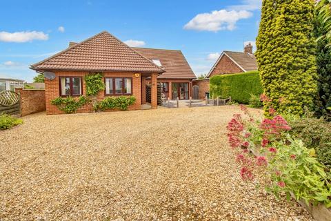 Broadway, Heacham 4 bed detached house for sale