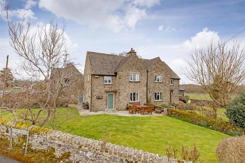 Glebe Avenue, Great Longstone 3 bed semi