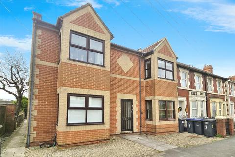 Station Road, Westbury 2 bed apartment for sale