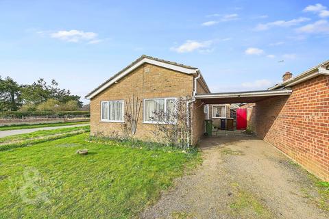 Mill Close, Ellingham, Bungay 3 bed detached bungalow for sale