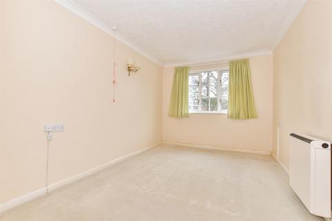 The Causeway, Canterbury, Kent 1 bed flat for sale