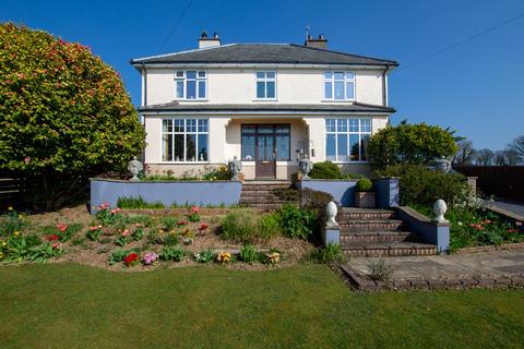 Llanystumdwy, Criccieth, Gwynedd, LL52 5 bed detached house for sale