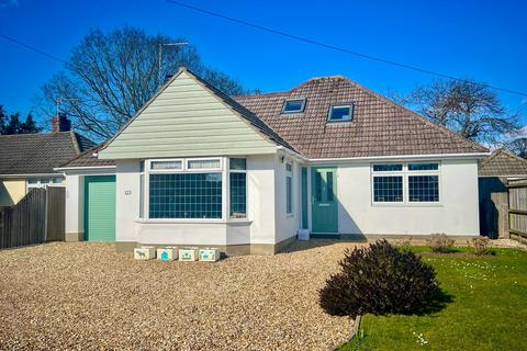 Smugglers Lane North, Christchurch BH23 4 bed detached house for sale