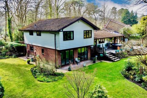 Lake Road, Camberley GU16 4 bed detached house for sale