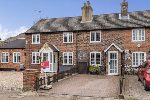 Commonside, Keston, Kent, BR2 2 bed terraced house for sale