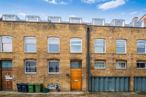 Grafton Mews, Fitzrovia, W1T 2 bed flat for sale